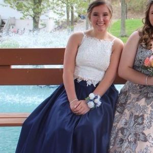 Two piece prom dress 💙